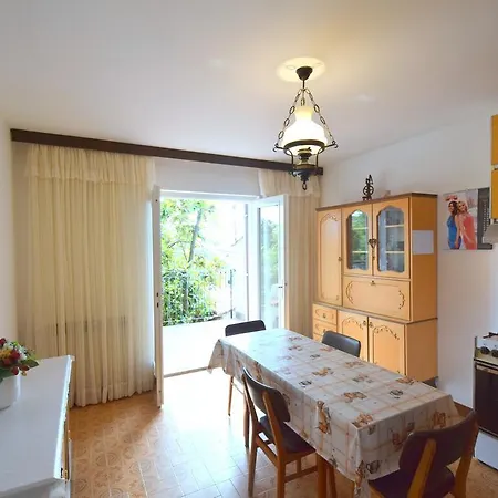 Apartment Mirjana